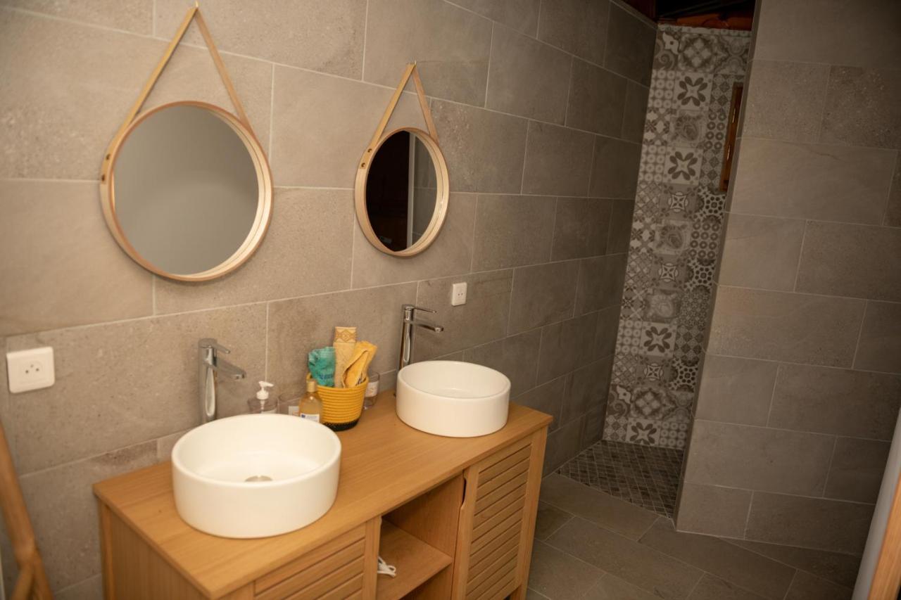 Chambres D'Hotes Du Domaine Des Doudous サン・ピエール エクステリア 写真